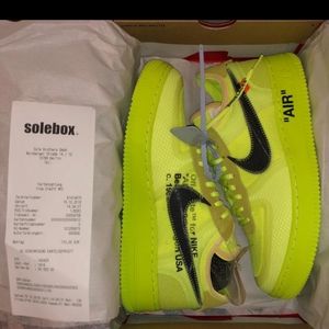 Air Force 1 Low Off-White Volt